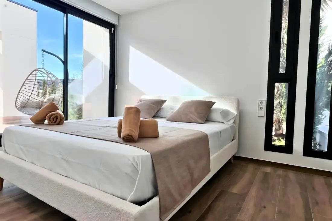 3 hálószobás Villa magán medencével a Golf De Font Del Llop-nál