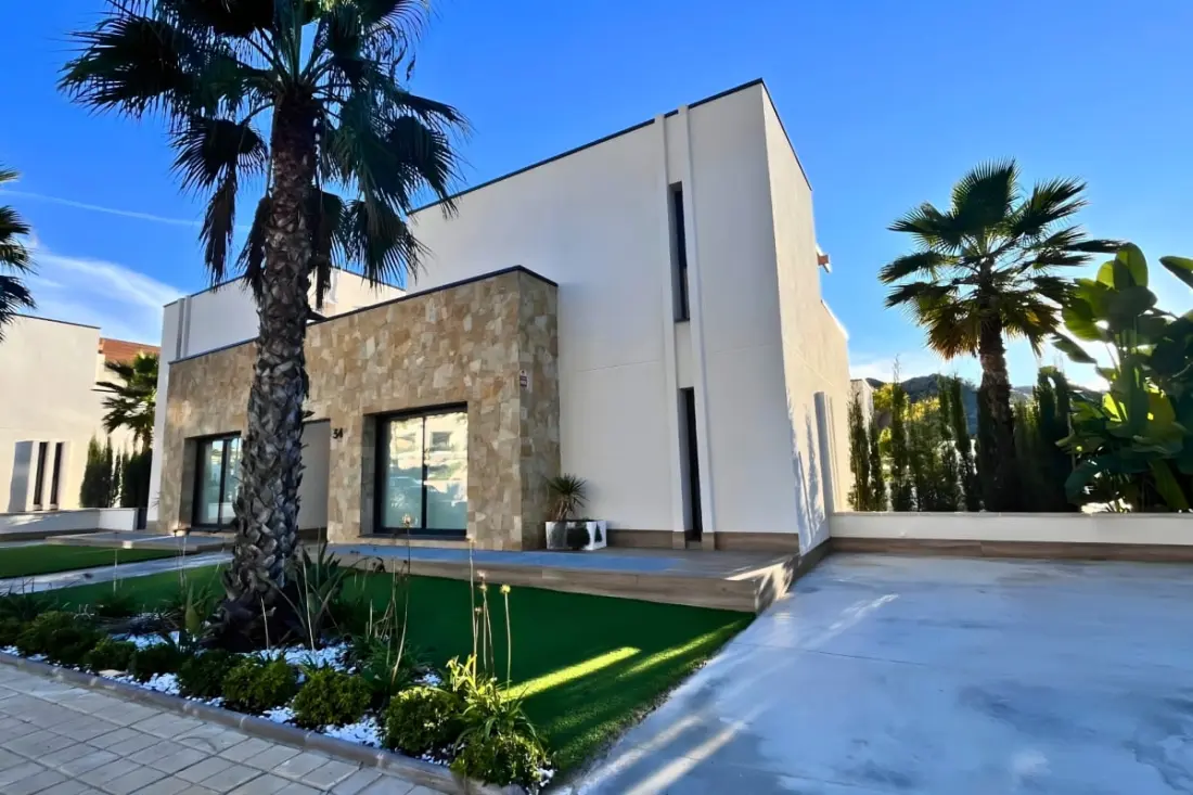 3 hálószobás Villa magán medencével a Golf De Font Del Llop-nál
