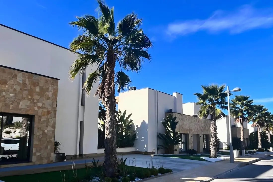 3 hálószobás Villa magán medencével a Golf De Font Del Llop-nál