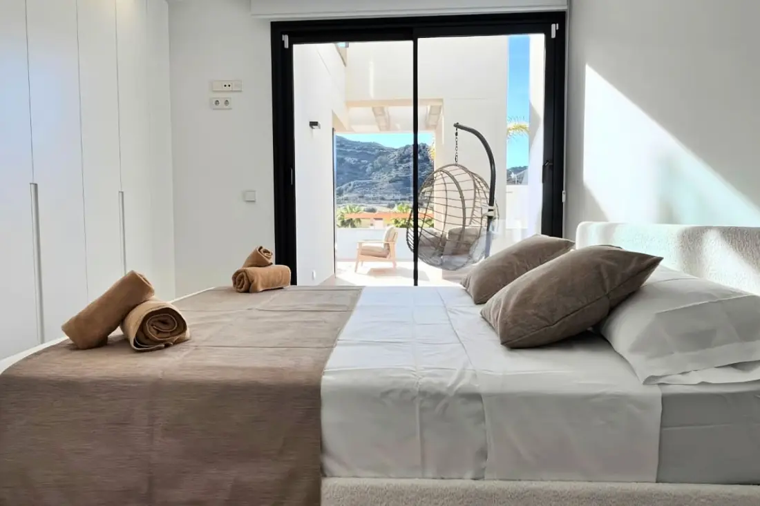 3 hálószobás Villa magán medencével a Golf De Font Del Llop-nál