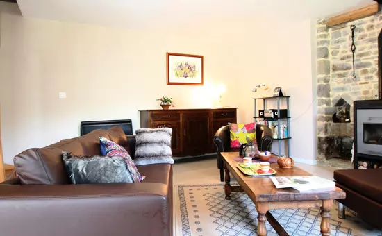 Maison de Vacances Montaigu-les-Bois 4