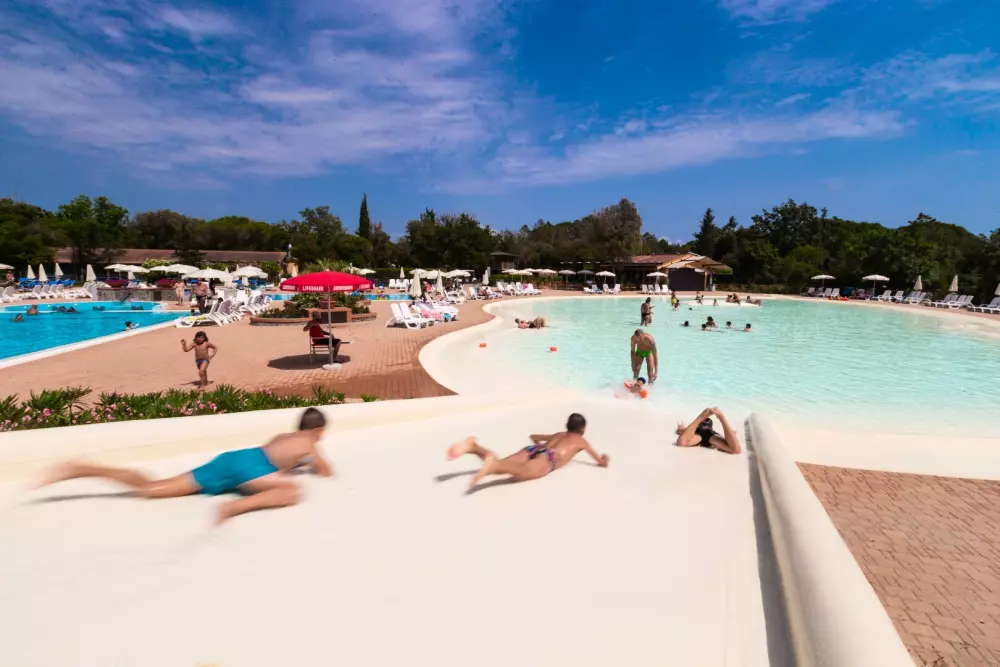 Camping Hu Montescudaio 5 Sterren★★★★★