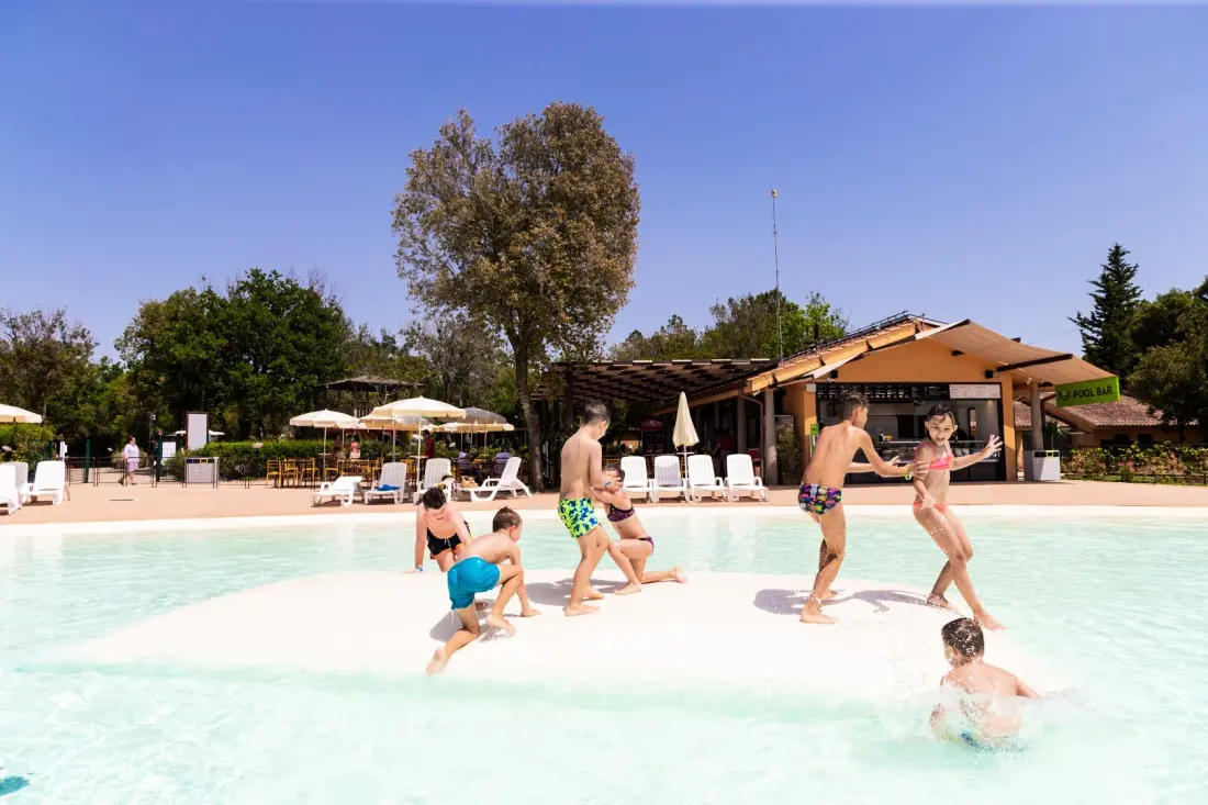 Camping Hu Montescudaio 4 étoiles★★★★