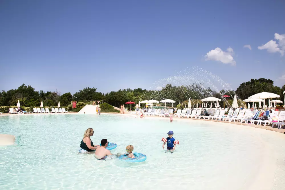 Camping Hu Montescudaio 5 Sterren★★★★★