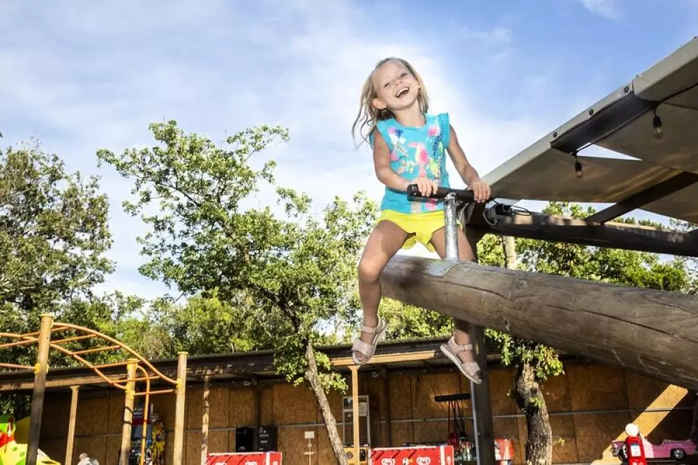 Camping Hu Montescudaio 5 Sterren★★★★★