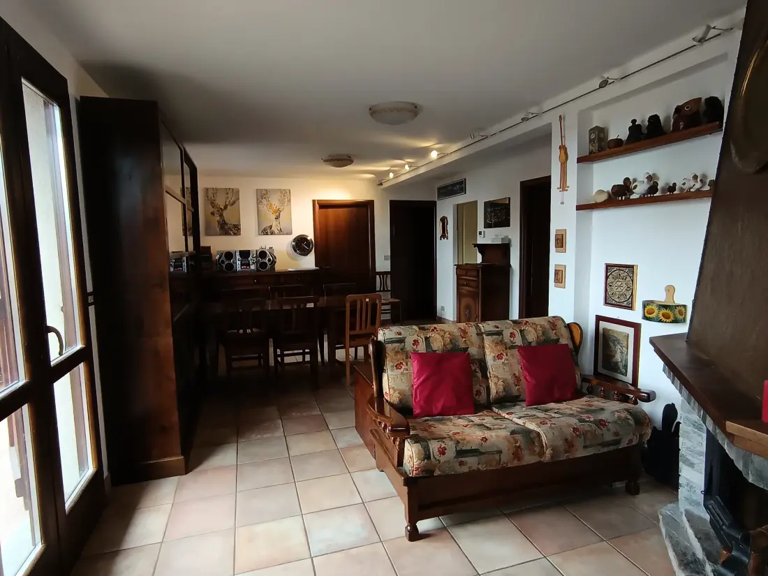 Chalet Carlines