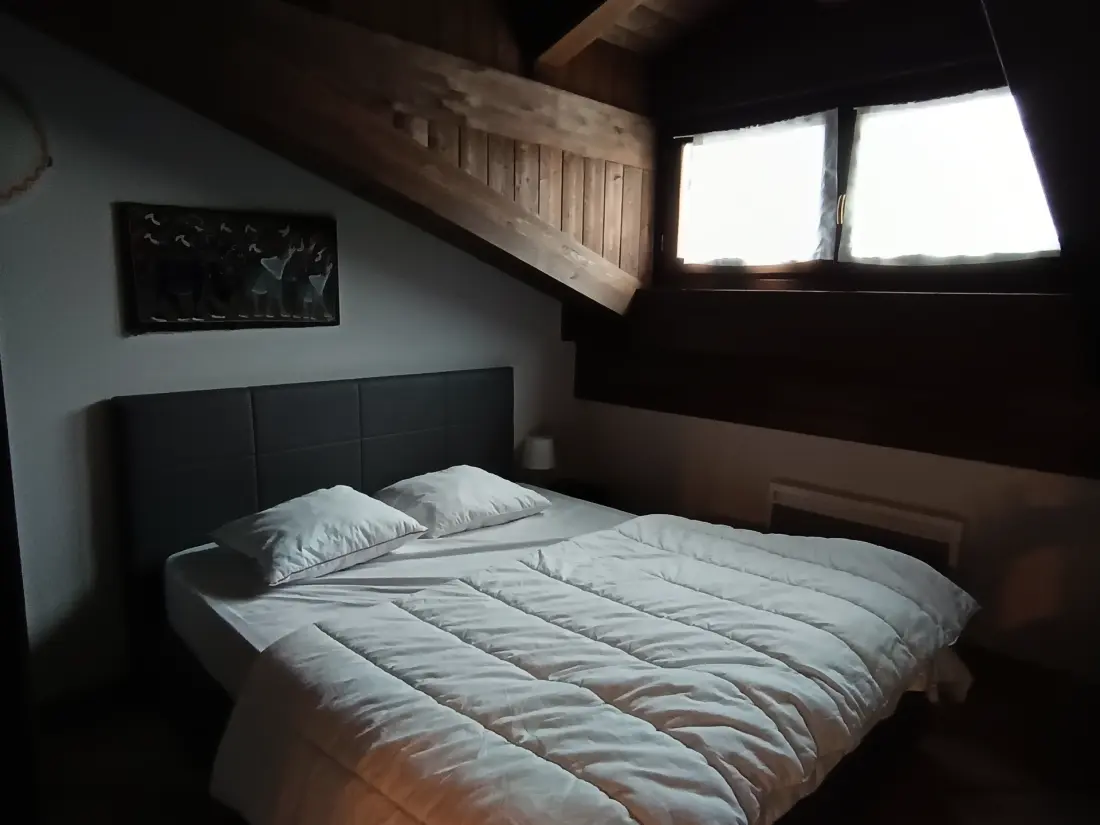 Chalet Carlines