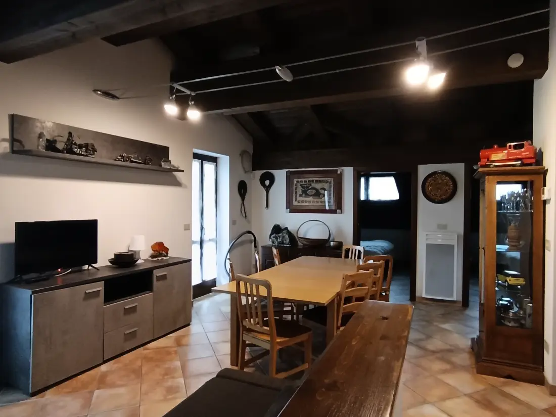 Chalet Carlines