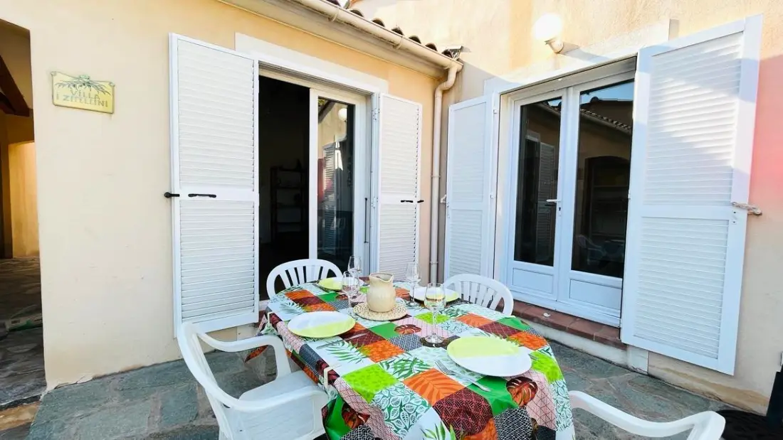 Residence Mto200-001-monticello