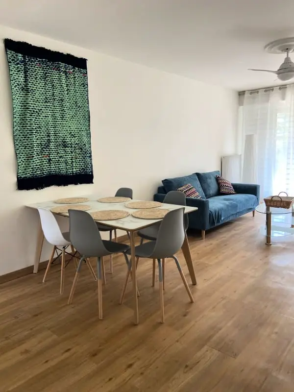 Oasis Montpellierben Magán kert úszómedence strandok