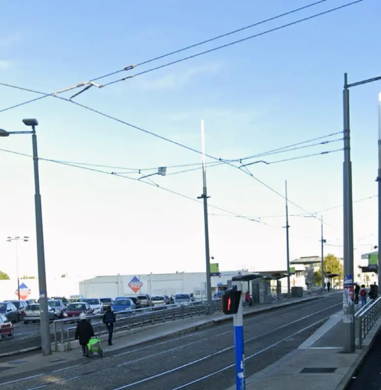 Apartman - Near Tramway