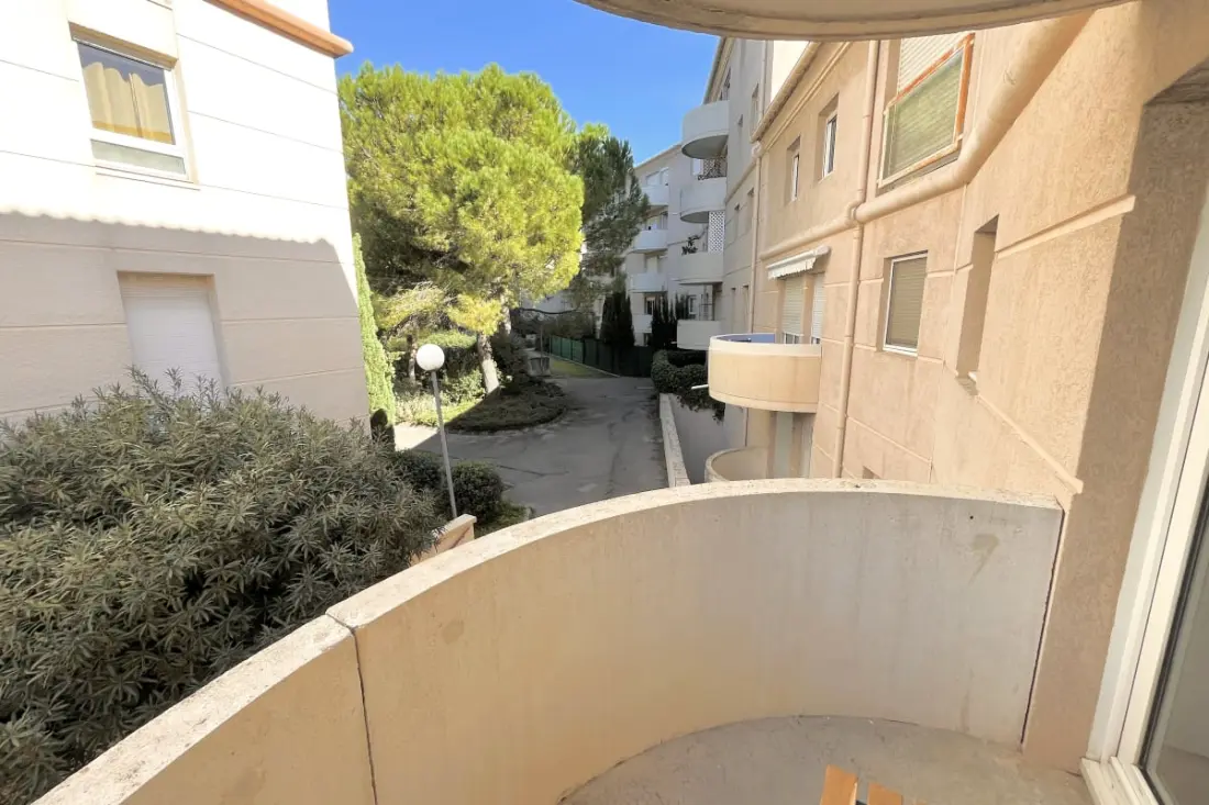 Apartman - Near Tramway