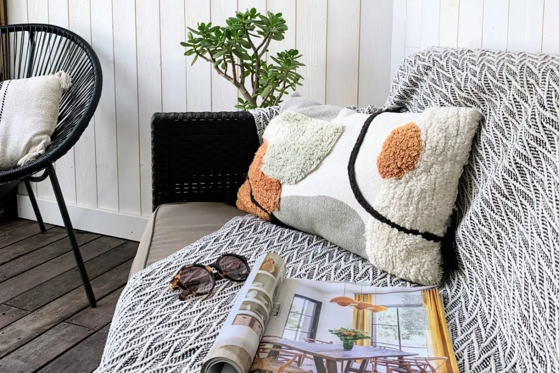 Home Chic Home - A Bazille Terrace