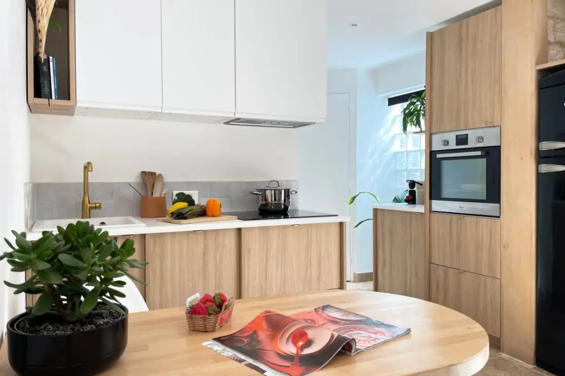 Home Chic Home - A Bazille Terrace