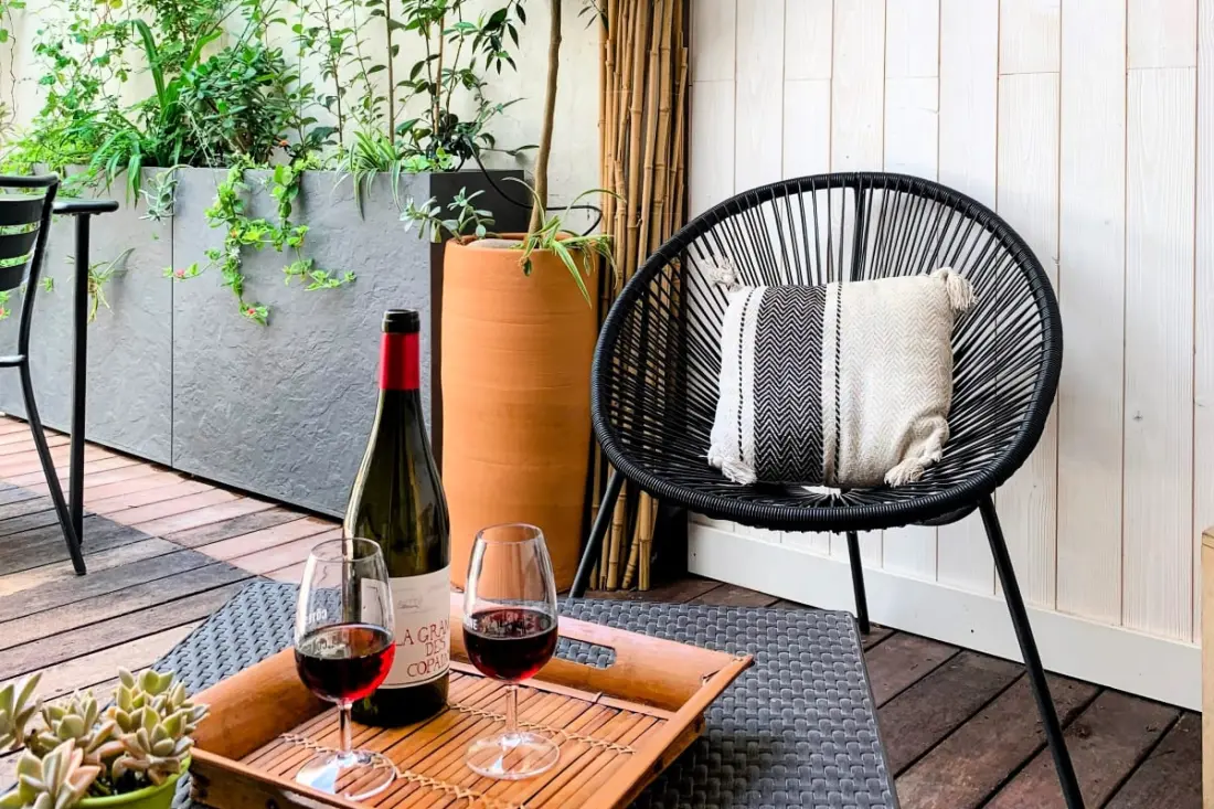 Home Chic Home - A Bazille Terrace
