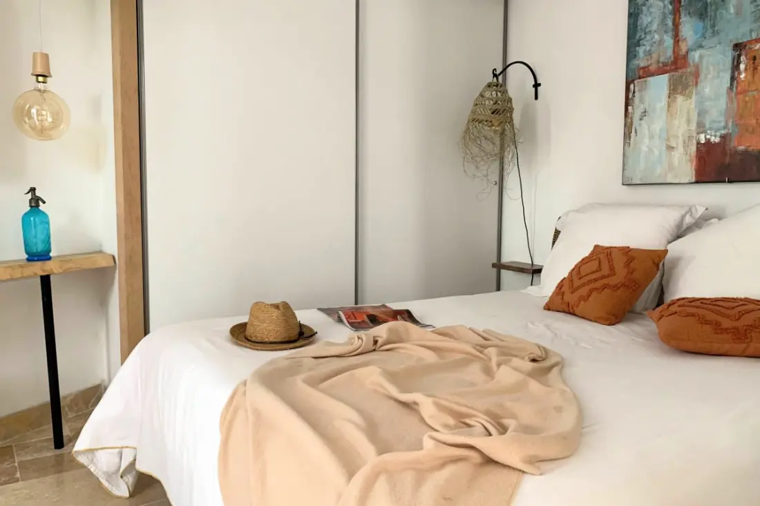 Home Chic Home - A Bazille Terrace