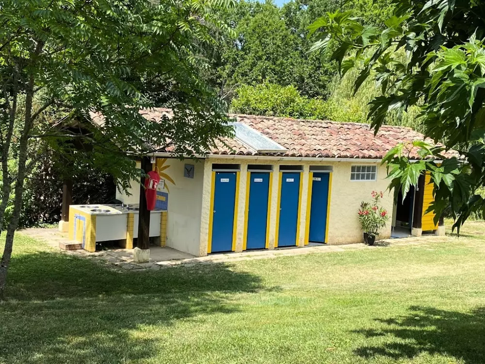 Camping Le Faucon d'Or 2 Sterren★★