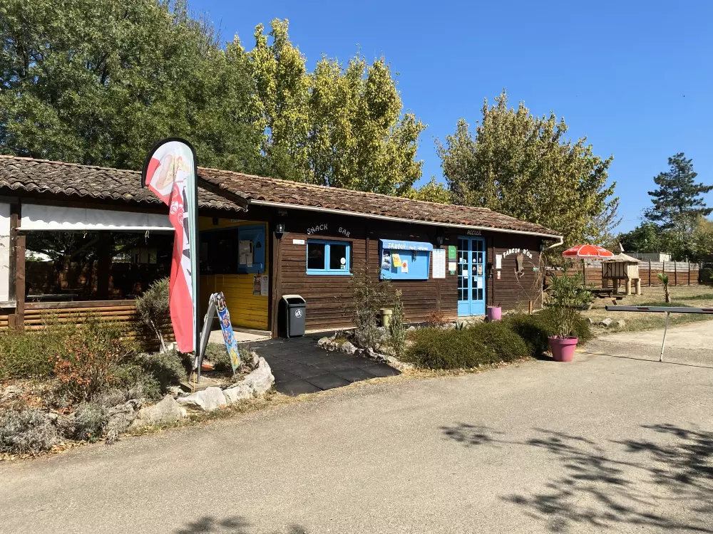 Camping Le Faucon d'Or 2 Sterren★★