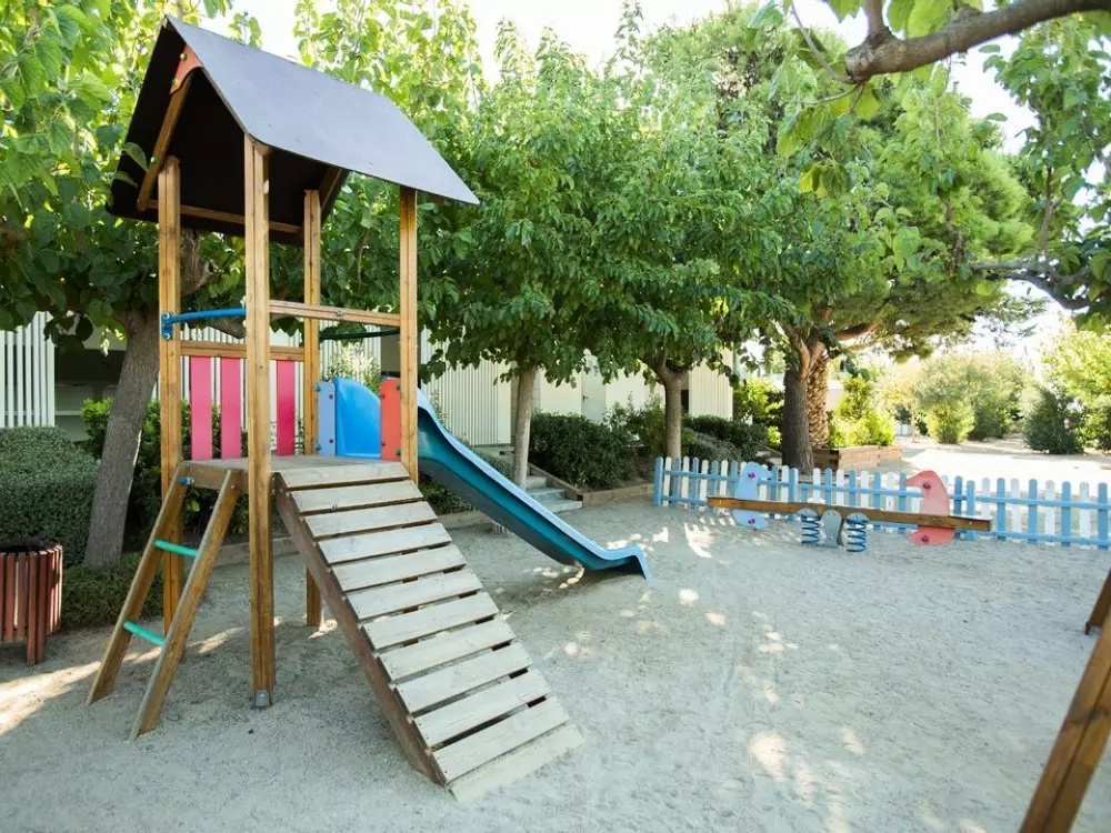 Camping Miramar3 Estrellas★★★