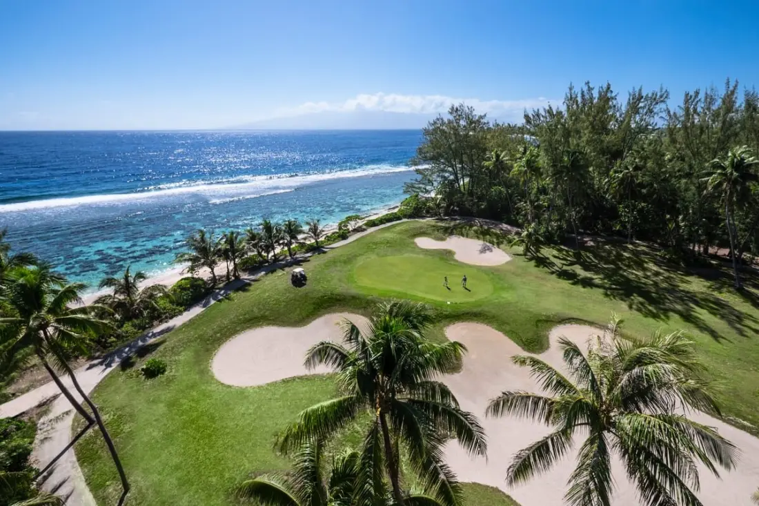 Fare Vainina - Magán strand - Golf