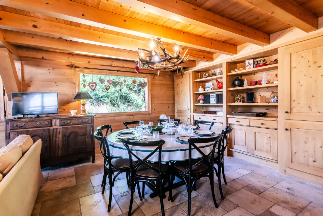 Chalet Ace of Hearts