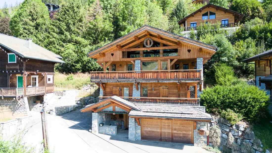 Chalet Ace of Hearts