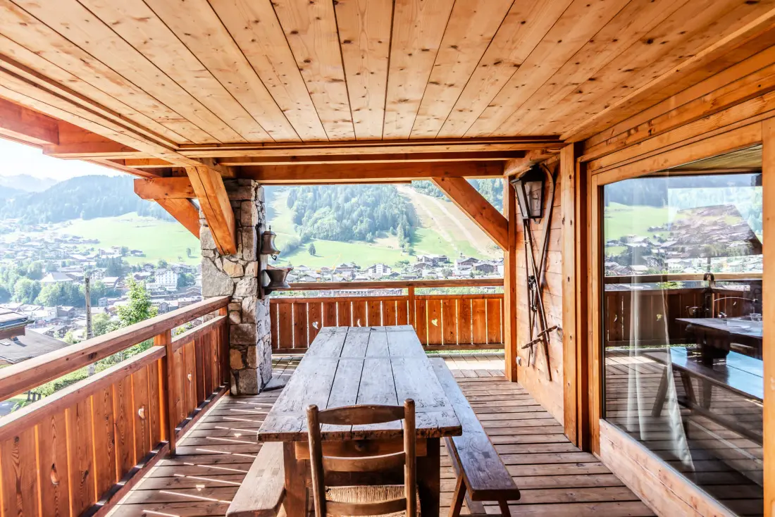 Chalet Ace of Hearts