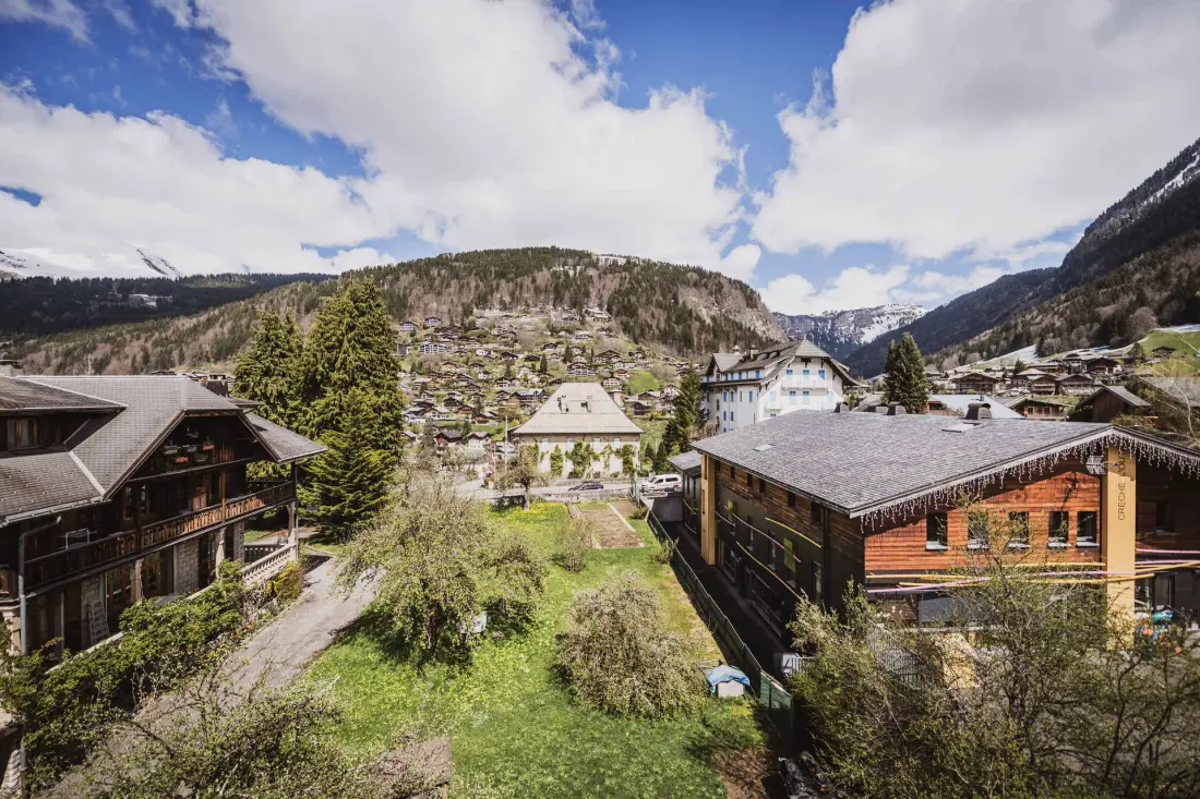 A Chalets De Joux Plane