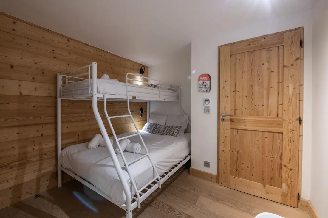 A Chalets De Joux Plane