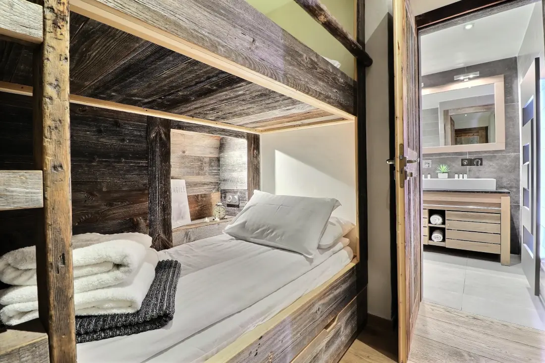 Altachic Residence
