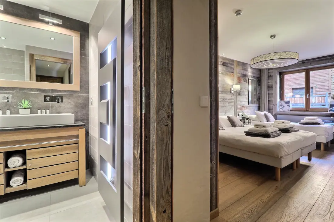 Altachic Residence