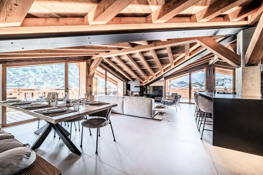 Arkos Residence
