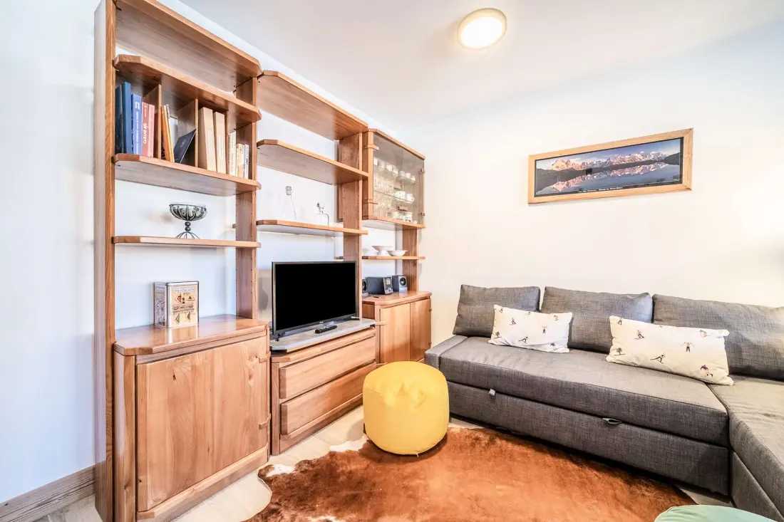 Elan Residence