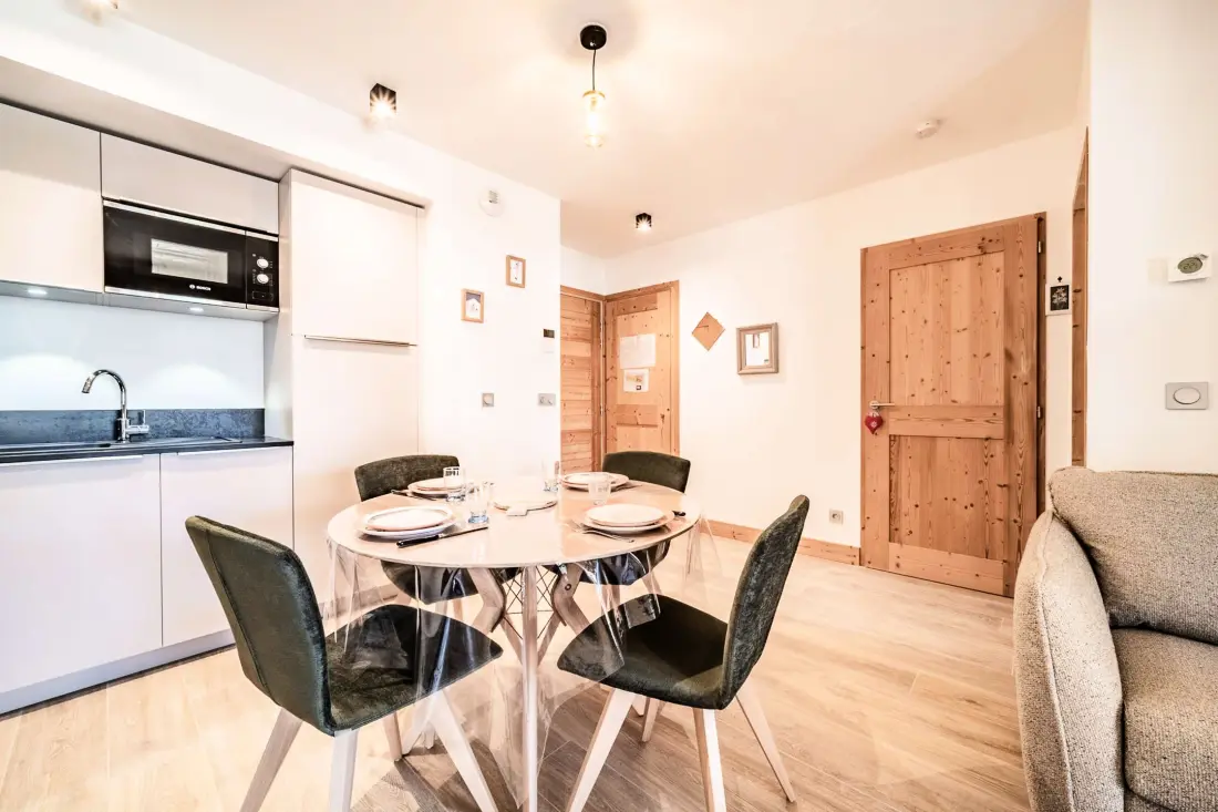 Elan Residence