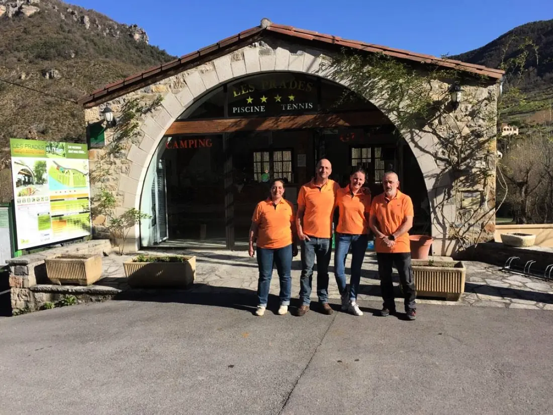 Camping LES PRADES 4 étoiles★★★★