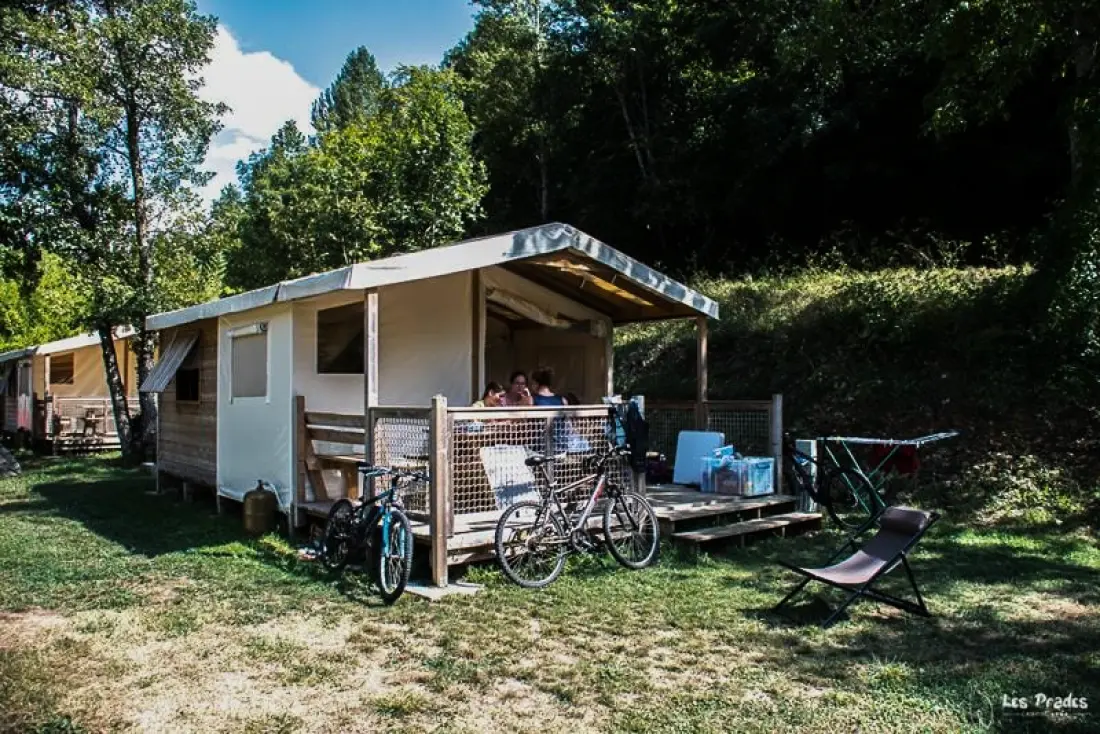 Camping LES PRADES 4 étoiles★★★★