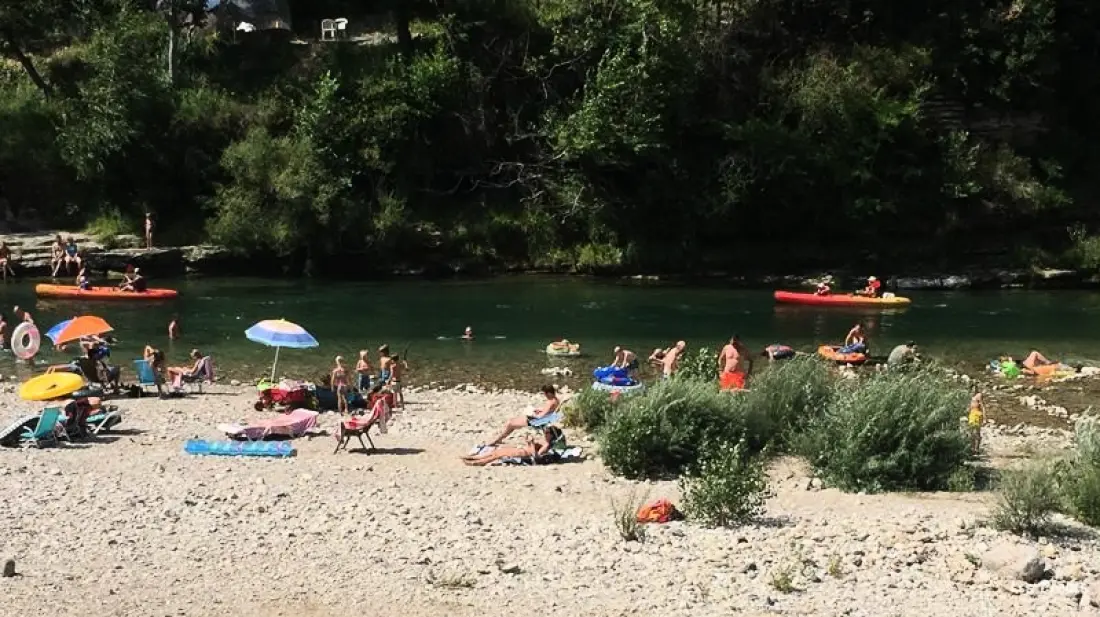 Camping LES PRADES 4 étoiles★★★★