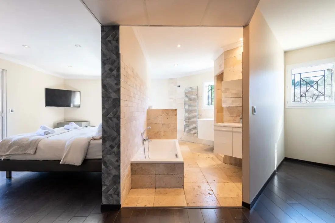 Residence Villa 205m2 Piscine Chauffée – közel Cannes