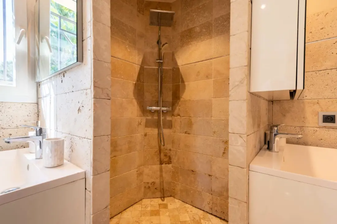 Residence Villa 205m2 Piscine Chauffée – közel Cannes