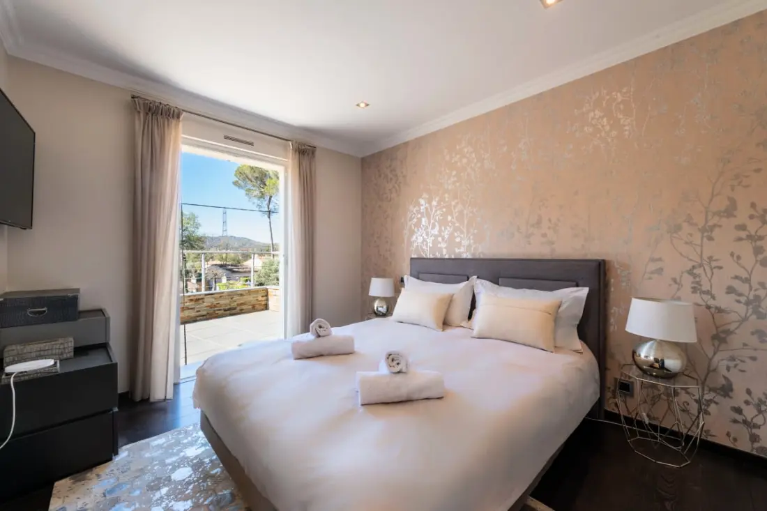 Residence Villa 205m2 Piscine Chauffée – közel Cannes