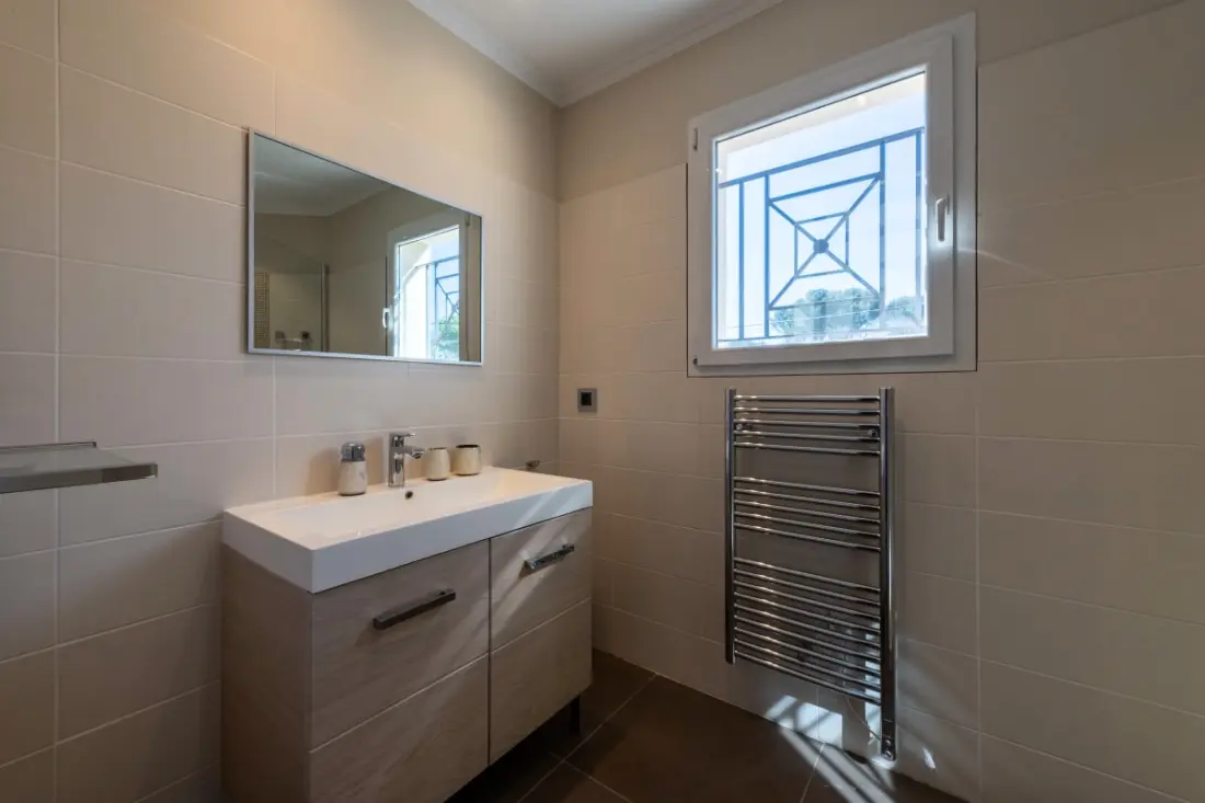 Residence Villa 205m2 Piscine Chauffée – közel Cannes