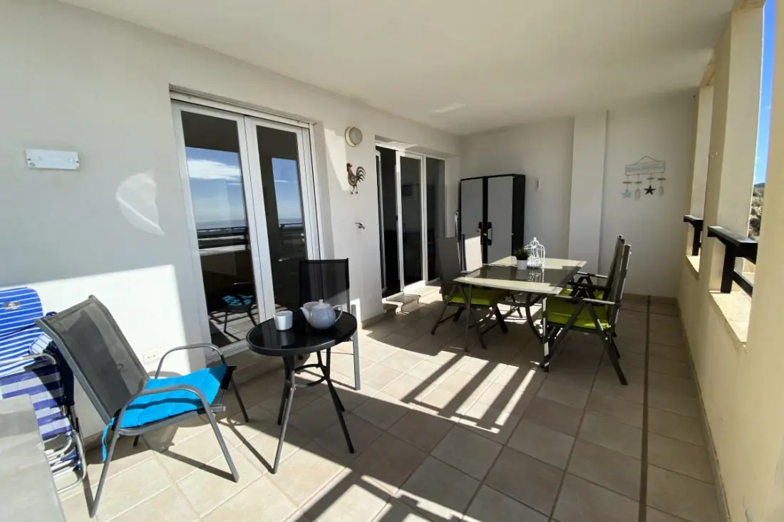 Vistamar Apartman: úszómedence és csodálatos panorámás terasz