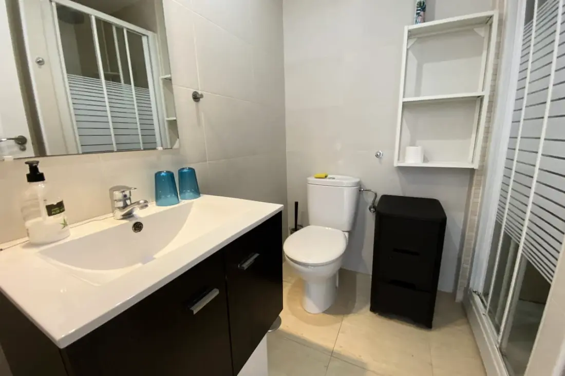 Vistamar Apartman: úszómedence és csodálatos panorámás terasz