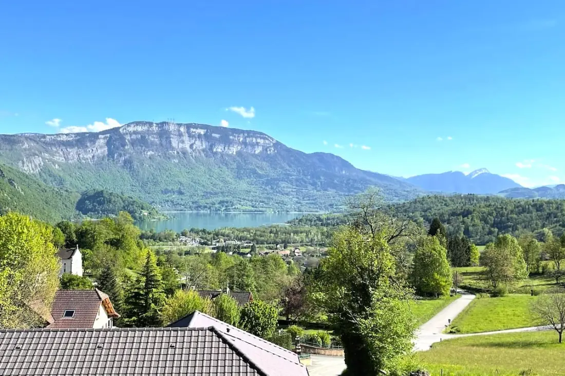 Kényelmes Chalet - Nézet a tóról