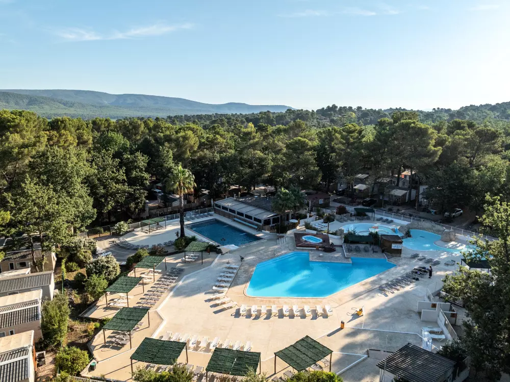 Camping Domaine de la Sainte Baume4 Sterren★★★★