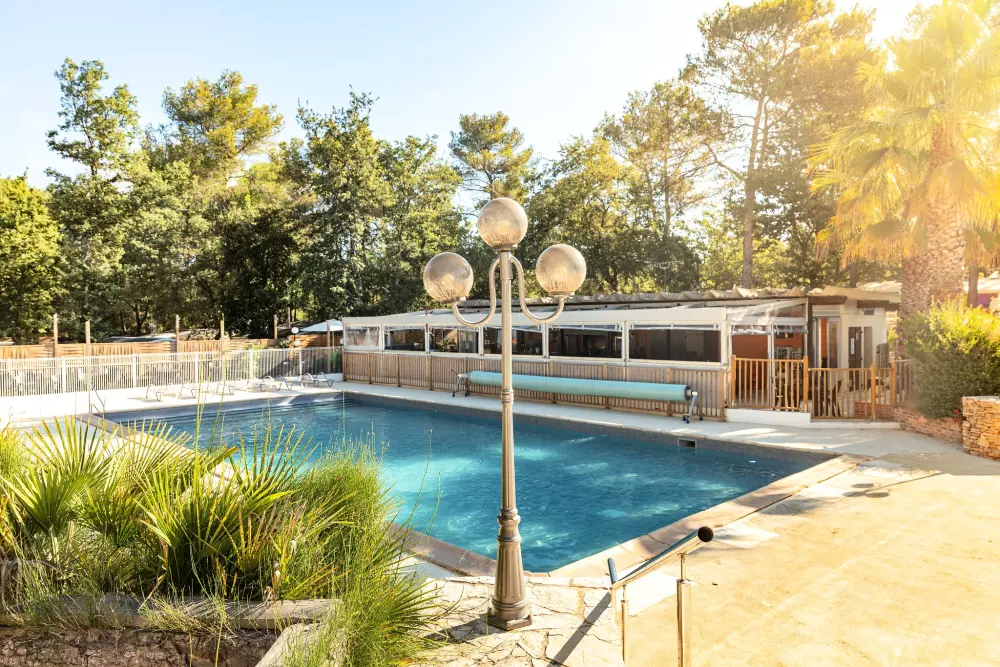 Camping Domaine de la Sainte Baume4 Sterren★★★★