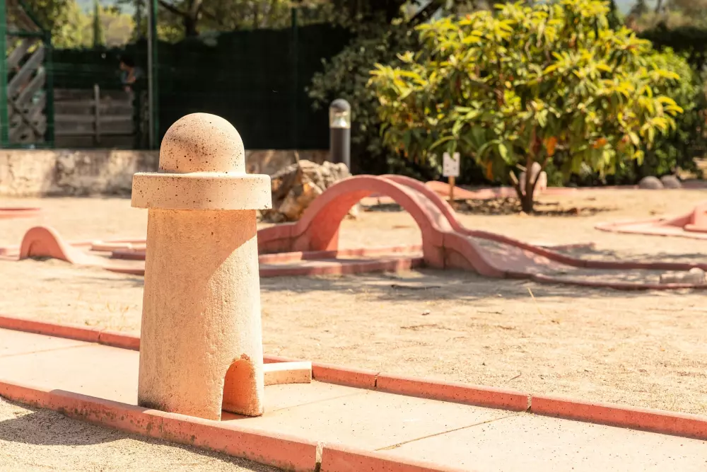 Camping Domaine de la Sainte Baume4 Sterren★★★★