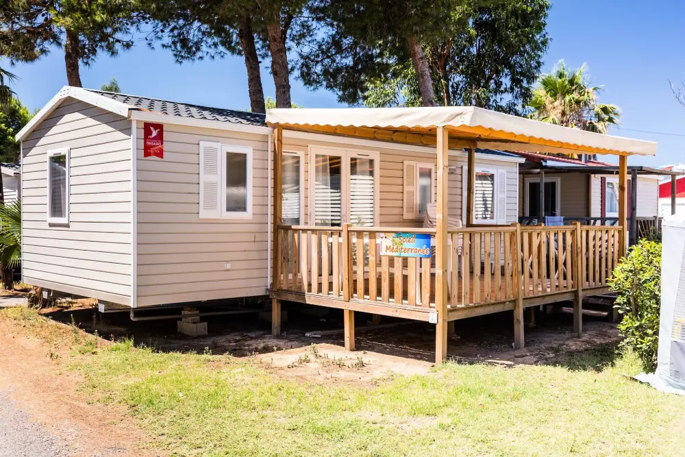 Camping Domaine de la Sainte Baume4 Sterren★★★★