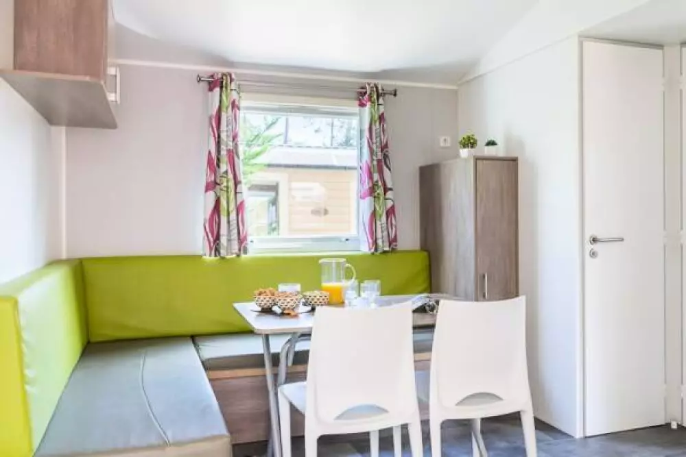 Camping Domaine de la Sainte Baume4 Sterren★★★★