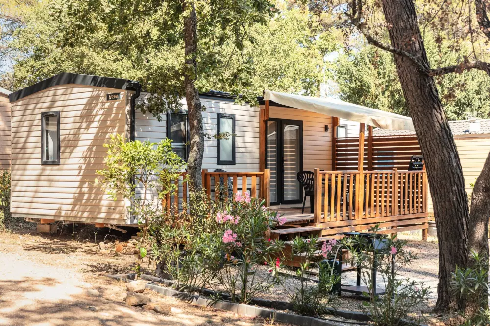 Camping Domaine de la Sainte Baume4 Sterren★★★★